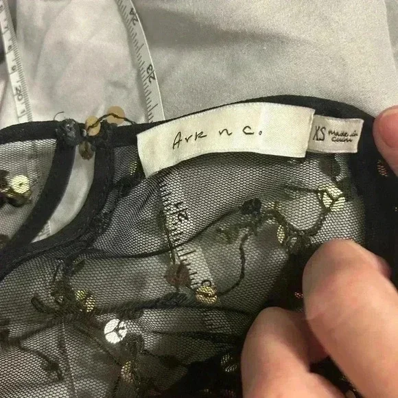 Formal/prom dress- NWOT- Arc N.C. XS black and gold sequence dress - Picture 6 of 6